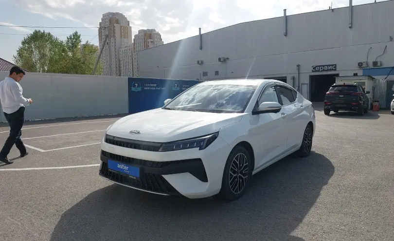 JAC J7 Plus 2024 года за 5 600 000 тг. в Шымкент