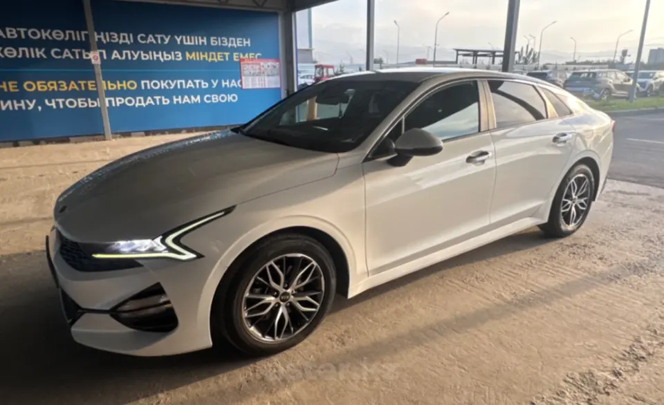 Kia K5 2021 года за 10 000 000 тг. в Алматы