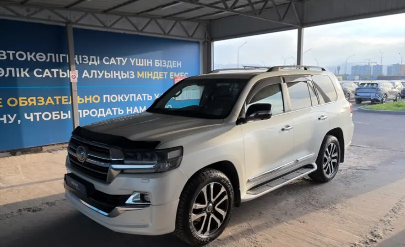 Toyota Land Cruiser 2016 года за 29 500 000 тг. в Алматы