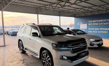 Toyota Land Cruiser 2016 года за 29 500 000 тг. в Алматы фото 3