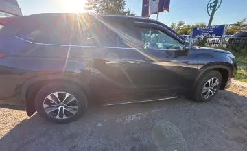 Toyota Highlander 2022 года за 24 000 000 тг. в Павлодар фото 4