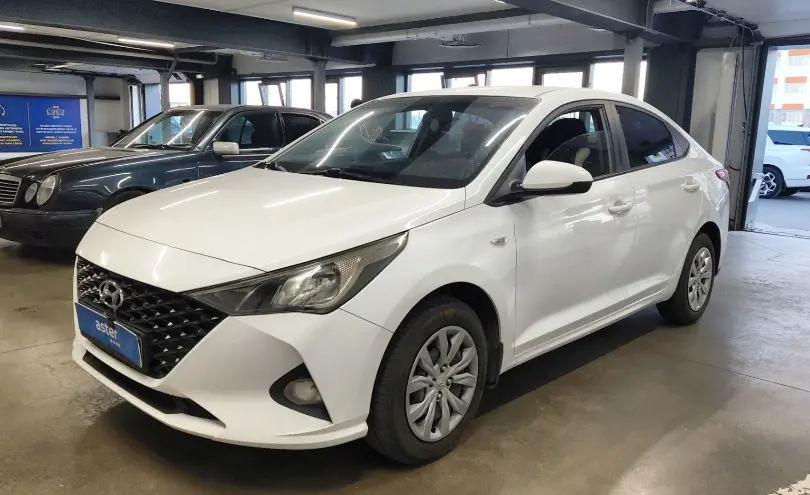 Hyundai Accent 2022 года за 6 800 000 тг. в Астана