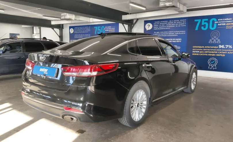 Kia K5 2016 года за 8 500 000 тг. в Астана фото 3