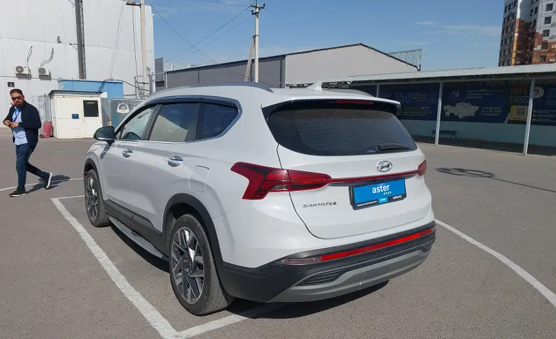 Hyundai Santa Fe 2021 года за 16 000 000 тг. в Шымкент фото 4