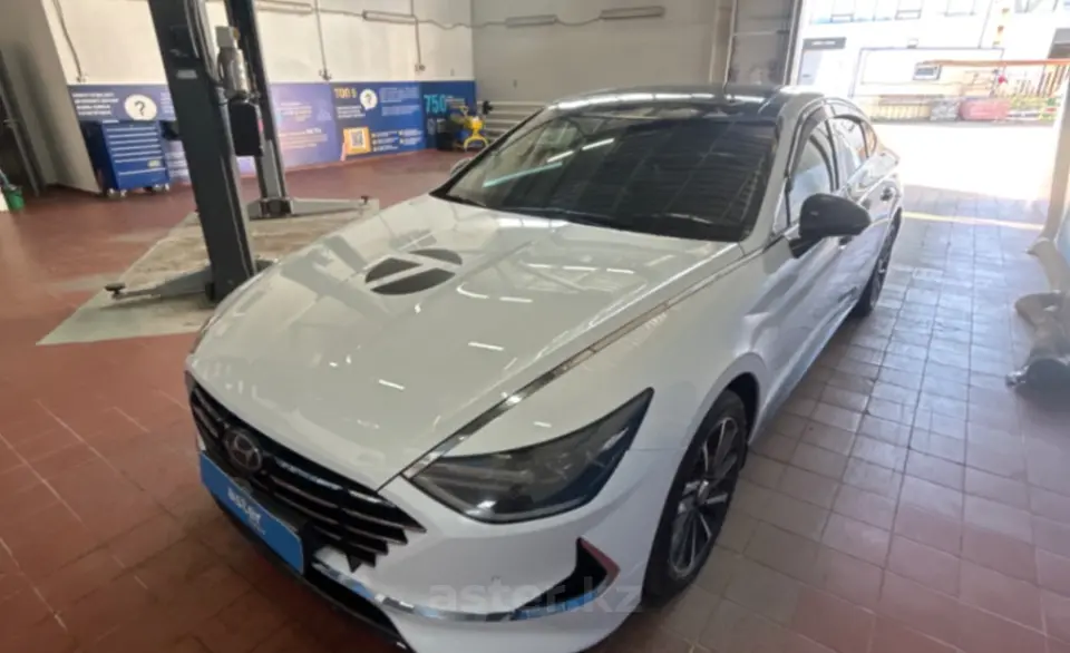 Hyundai Sonata 2022 года за 11 000 000 тг. в Астана