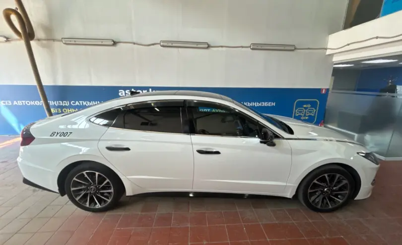 Hyundai Sonata 2022 года за 11 000 000 тг. в Астана фото 4