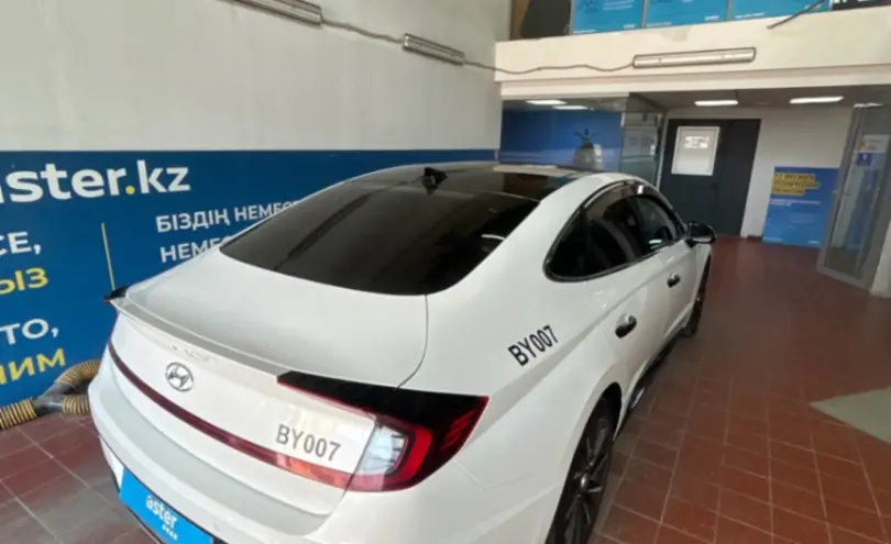 Hyundai Sonata 2022 года за 11 000 000 тг. в Астана фото 5