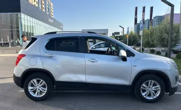 Chevrolet Tracker 2013 года за 4 500 000 тг. в Шымкент фото 4