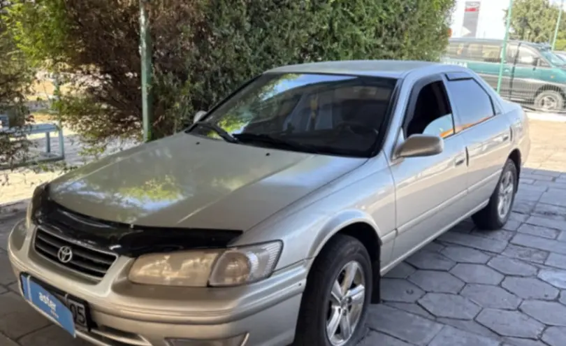 Toyota Camry 2001 года за 2 700 000 тг. в Талдыкорган