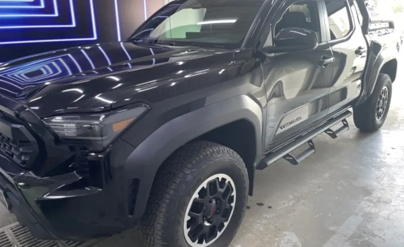 Toyota Tacoma 2024 года за 34 000 000 тг. в Павлодар