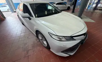 Toyota Camry 2018 года за 14 000 000 тг. в Астана фото 3