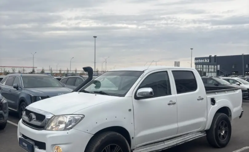 Toyota Hilux 2008 года за 6 100 000 тг. в Алматы
