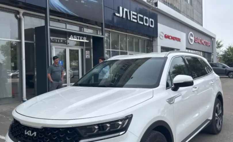 Kia Sorento 2022 года за 15 600 000 тг. в Актобе