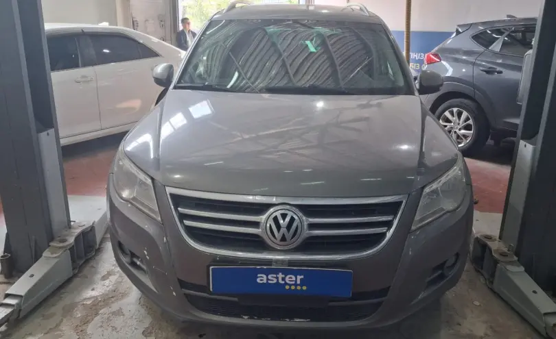 Volkswagen Tiguan 2008 года за 3 500 000 тг. в Астана фото 2