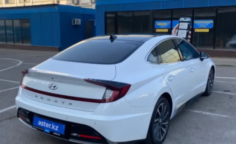Hyundai Sonata 2022 года за 11 000 000 тг. в Алматы фото 3