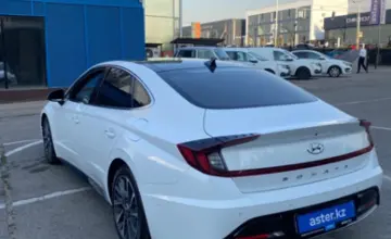 Hyundai Sonata 2022 года за 11 000 000 тг. в Алматы фото 4