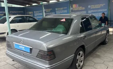 Mercedes-Benz E-Класс 1993 года за 1 500 000 тг. в Талдыкорган