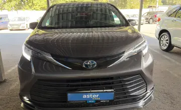 Toyota Sienna 2022 года за 16 300 000 тг. в Алматы фото 2