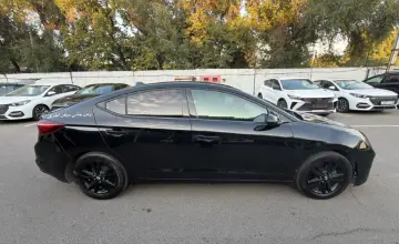 Hyundai Elantra 2019 года за 5 000 000 тг. в Алматы фото 4