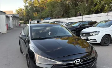 Hyundai Elantra 2019 года за 5 000 000 тг. в Алматы фото 3