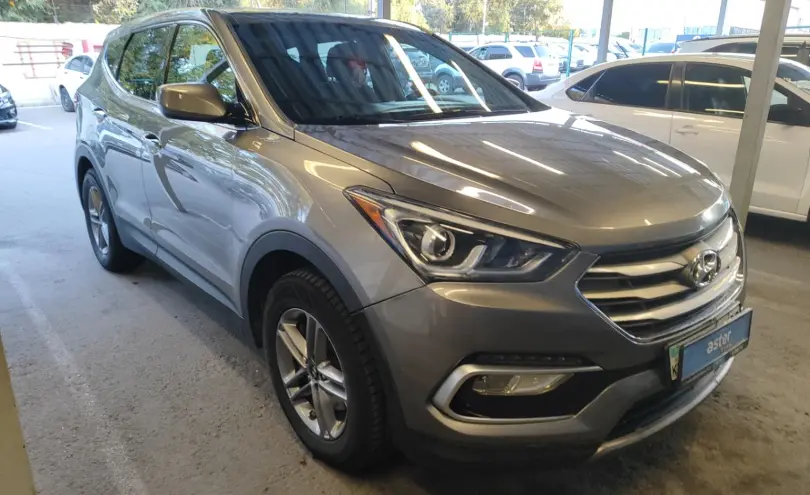 Hyundai Santa Fe 2017 года за 8 000 000 тг. в Алматы фото 3