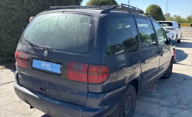 Volkswagen Sharan 1997 года за 1 500 000 тг. в Талдыкорган фото 5