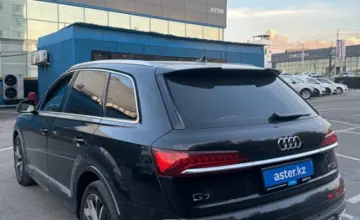 Audi Q7 2023 года за 32 000 000 тг. в Алматы фото 4