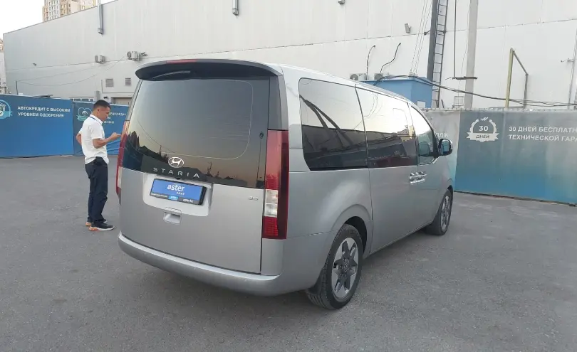 Hyundai Staria 2022 года за 15 500 000 тг. в Шымкент фото 3