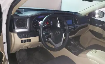 Toyota Highlander 2014 года за 16 000 000 тг. в Шымкент фото 5