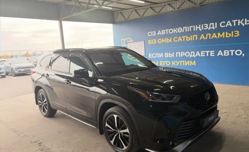 Toyota Highlander 2021 года за 26 000 000 тг. в Алматы фото 3