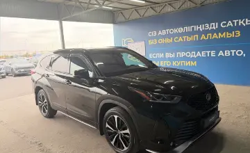 Toyota Highlander 2021 года за 26 000 000 тг. в Алматы фото 3