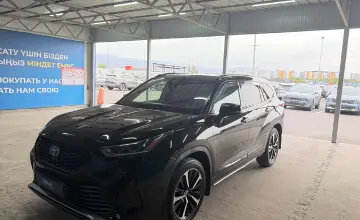 Toyota Highlander 2021 года за 26 000 000 тг. в Алматы фото 1