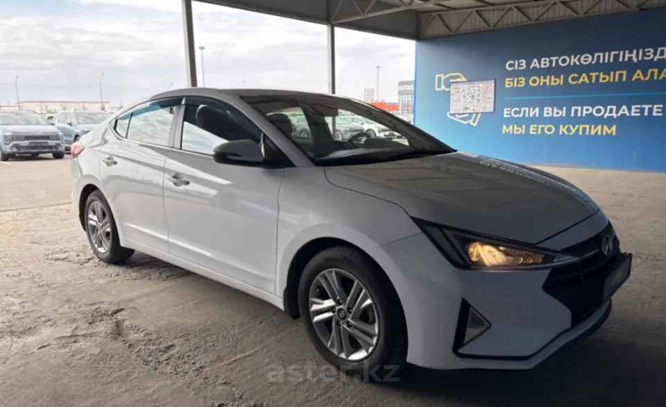 Hyundai Elantra 2019 года за 7 500 000 тг. в Алматы