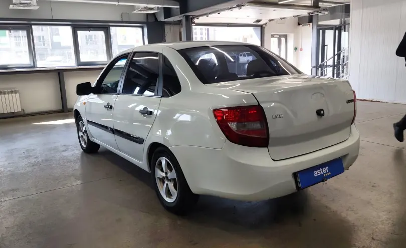 LADA (ВАЗ) Granta 2013 года за 2 500 000 тг. в Астана фото 4