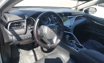 Toyota Camry 2019 года за 13 000 000 тг. в Шымкент фото 5