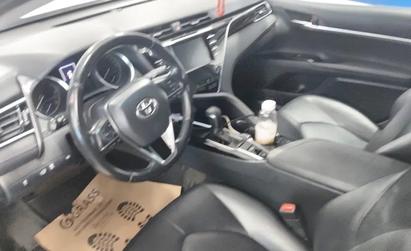 Toyota Camry 2021 года за 13 000 000 тг. в Астана фото 5