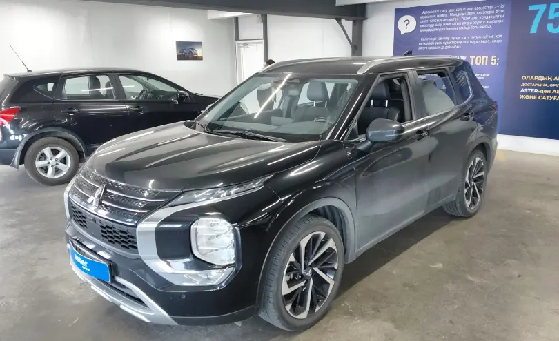Mitsubishi Outlander 2023 года за 17 000 000 тг. в Астана