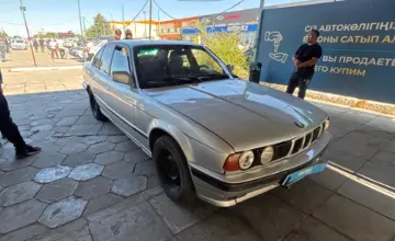 BMW 5 серии 1990 года за 1 800 000 тг. в Талдыкорган фото 3