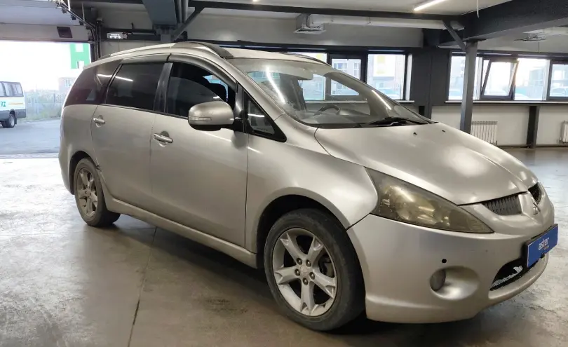 Mitsubishi Grandis 2011 года за 4 400 000 тг. в Астана фото 2