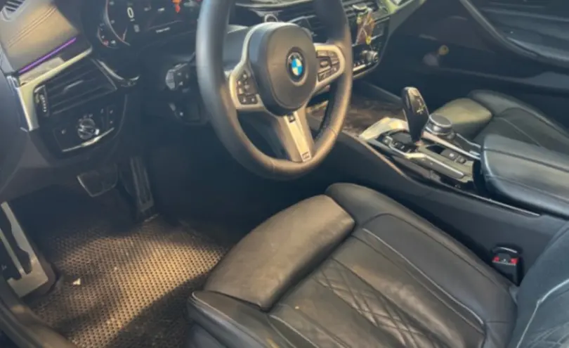 BMW 5 серии 2018 года за 18 000 000 тг. в Алматы фото 5