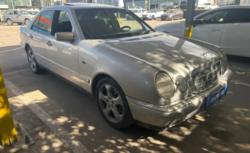 Mercedes-Benz E-Класс 1996 года за 2 500 000 тг. в Алматы фото 2