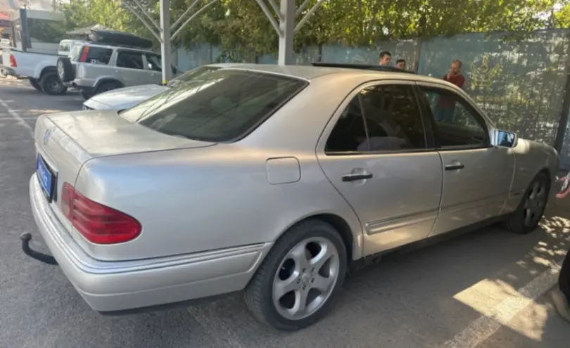 Mercedes-Benz E-Класс 1996 года за 2 500 000 тг. в Алматы фото 3