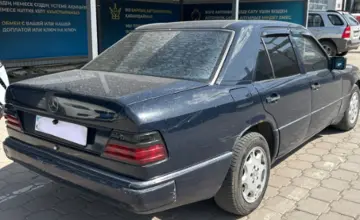 Mercedes-Benz W124 1991 года за 700 000 тг. в Караганда