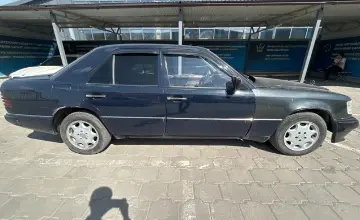 Mercedes-Benz W124 1991 года за 700 000 тг. в Караганда фото 4