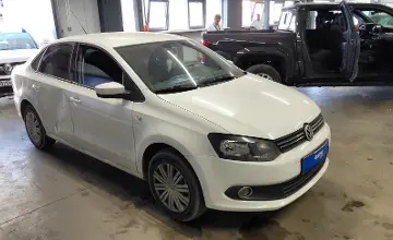 Volkswagen Polo 2012 года за 3 500 000 тг. в Астана фото 2