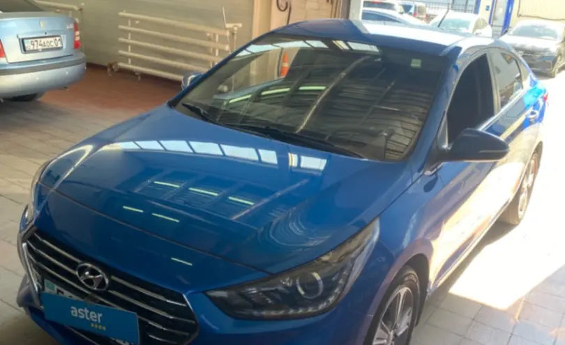 Hyundai Accent 2019 года за 6 000 000 тг. в Астана