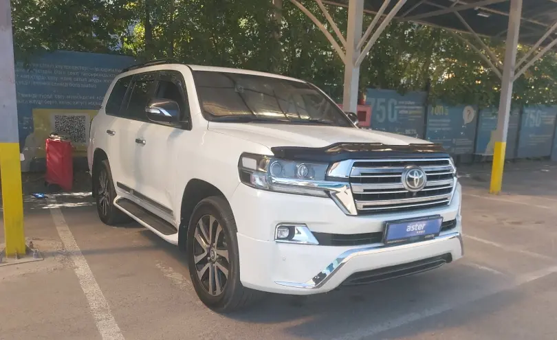 Toyota Land Cruiser 2017 года за 31 500 000 тг. в Алматы фото 2