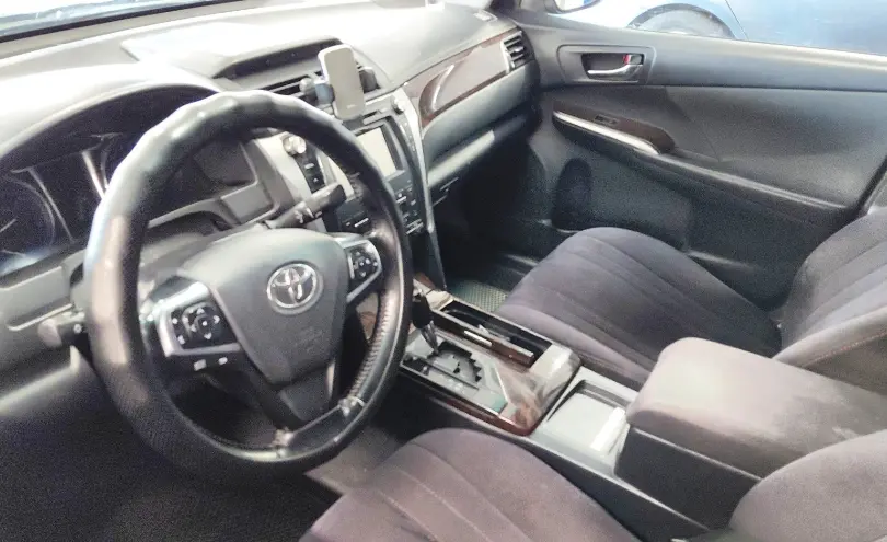 Toyota Camry 2015 года за 10 500 000 тг. в Астана фото 5