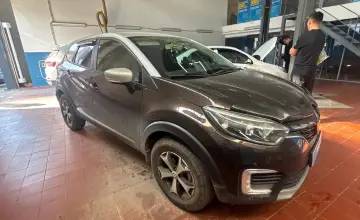 Renault Kaptur 2020 года за 7 000 000 тг. в Астана фото 3
