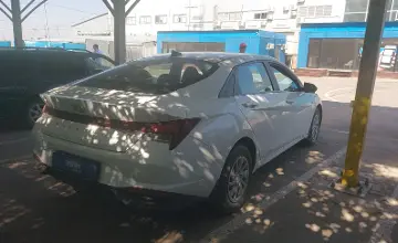 Hyundai Elantra 2022 года за 8 000 000 тг. в Алматы фото 3